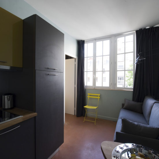 HELZEAR-9 suite junior cuisine montparnasse